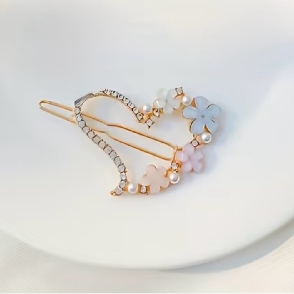 Heart-Shaped Floral Crystal Hair Clip - Gold with Pastel Flowers - Picture 1 of 2